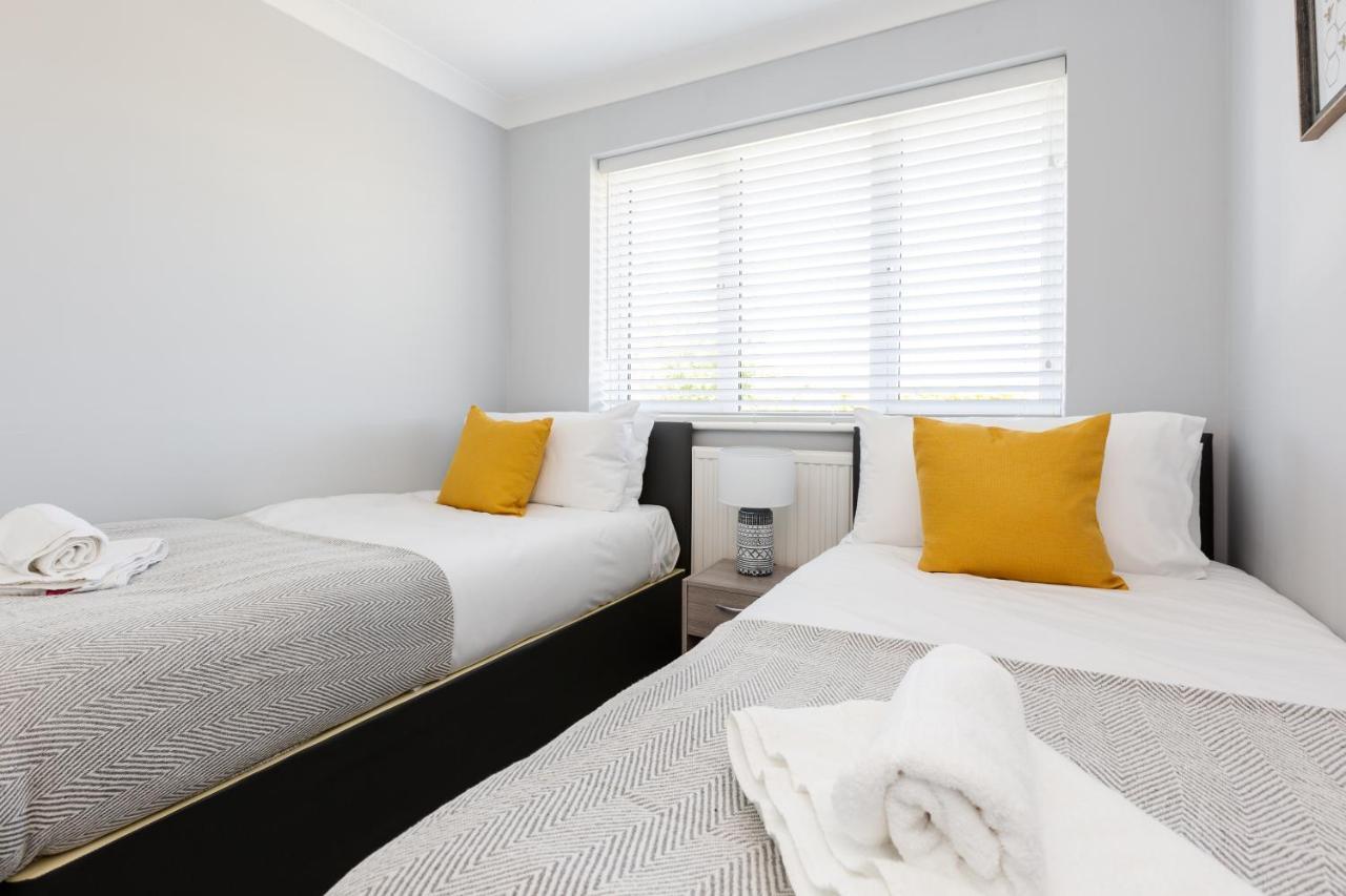 Thornton  Curlew - 3 Bedrooms Wi-Fi, Parking, Contractors מראה חיצוני תמונה