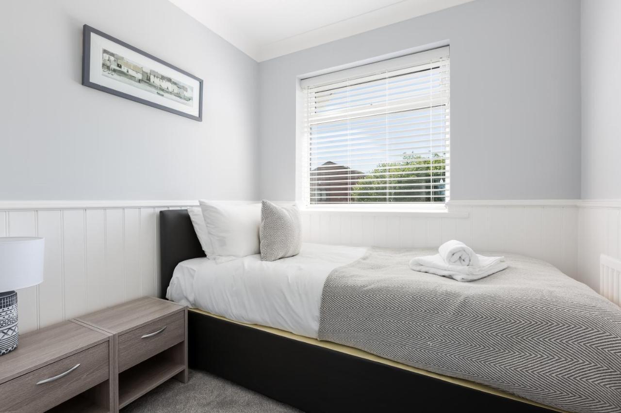 Thornton  Curlew - 3 Bedrooms Wi-Fi, Parking, Contractors מראה חיצוני תמונה